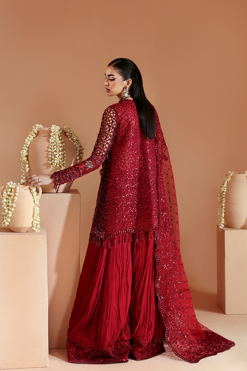 Emaan Adeel | Celestique Formals 25 | SCARLET - House Of Hania