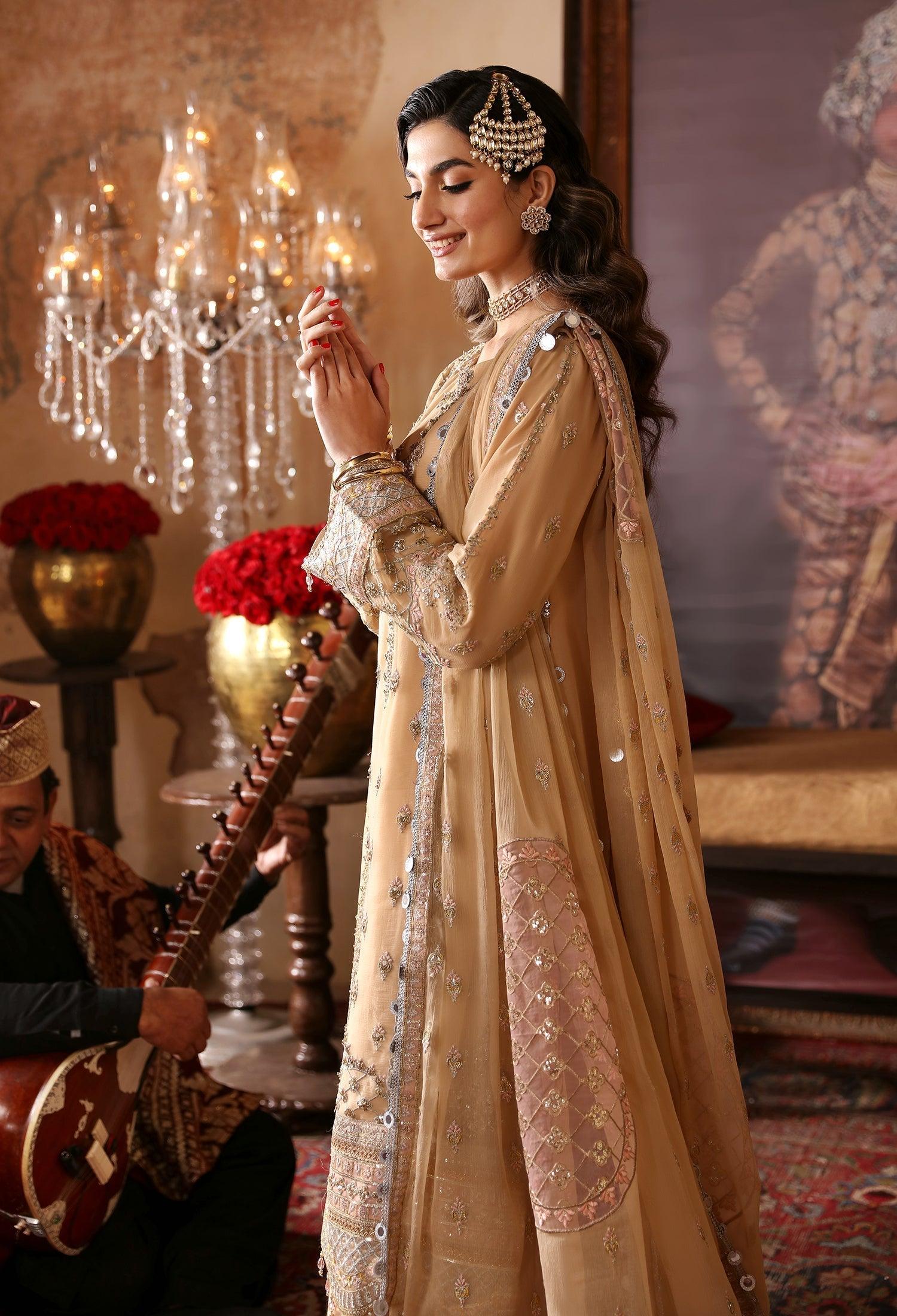 Emaan Adeel - GH09 - House Of Hania