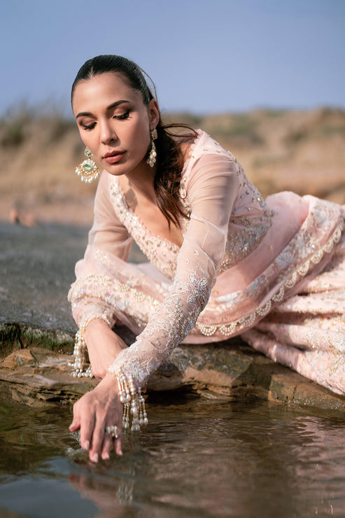 Emaan Adeel | Kamari Reveuse Wedding Formals | AMOUR - House Of Hania