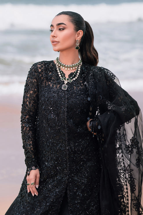 Emaan Adeel | Kamari Reveuse Wedding Formals | CASSANDRA - House Of Hania