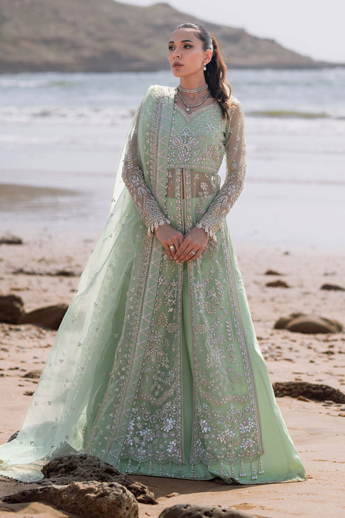 Emaan Adeel | Kamari Reveuse Wedding Formals | NOIR - House Of Hania