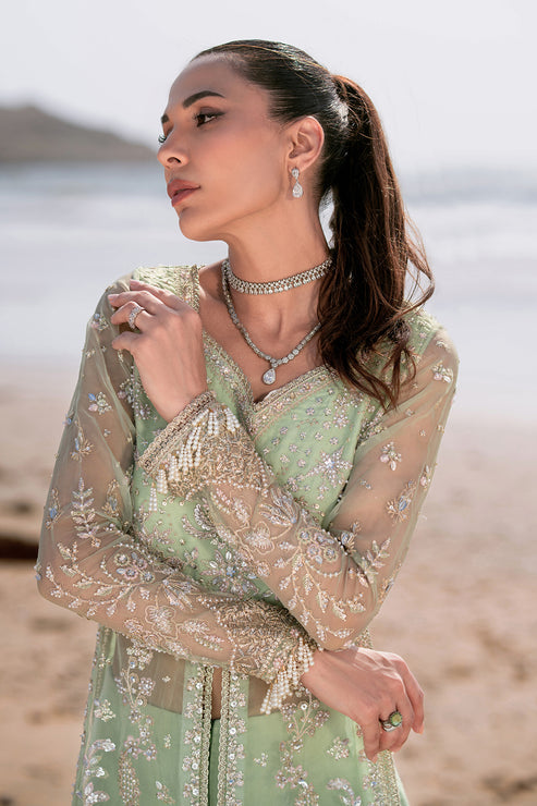 Emaan Adeel | Kamari Reveuse Wedding Formals | NOIR - House Of Hania