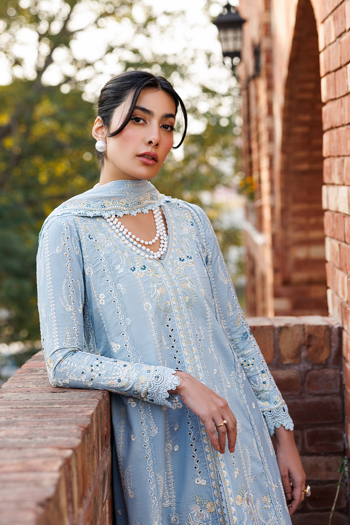 Emaan Adeel | Mirabelle Festive Luxury Lawn | BLISSFUL DREAMS - House Of Hania
