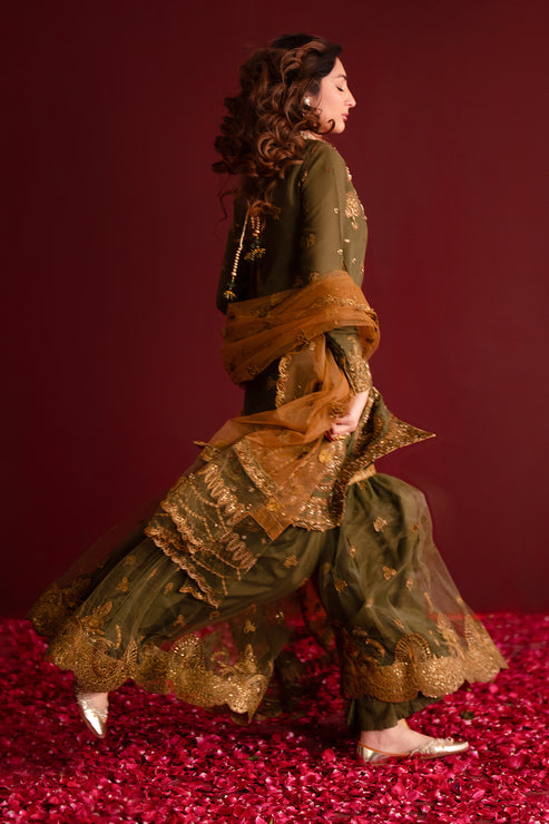 Emaan Adeel | Nooresha Formals 25 | Sunoora - House Of Hania