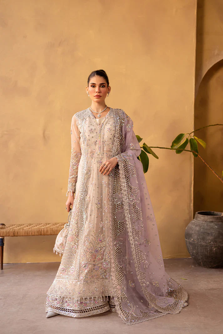 Emaan Adeel | Regalia Luxury Formals | LUNARA - House Of Hania