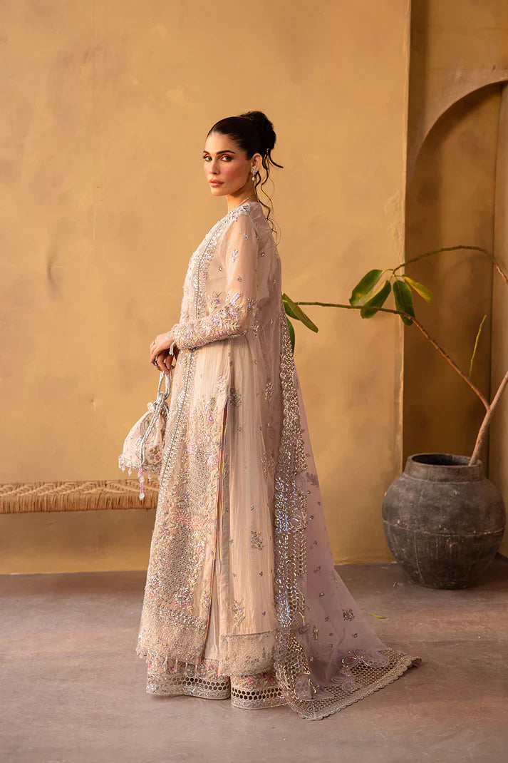 Emaan Adeel | Regalia Luxury Formals | LUNARA - House Of Hania