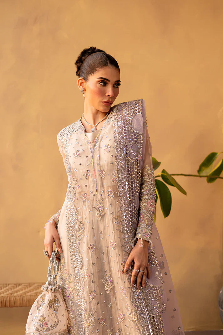 Emaan Adeel | Regalia Luxury Formals | LUNARA - House Of Hania