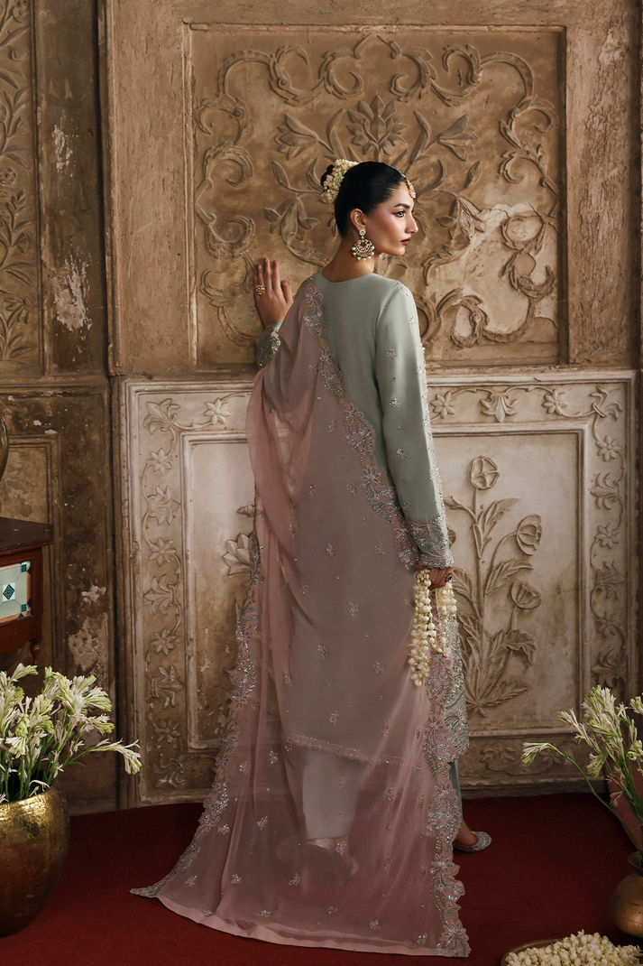 Emaan Adeel | Romansiyyah Luxury Formals | MAHPARI - House Of Hania