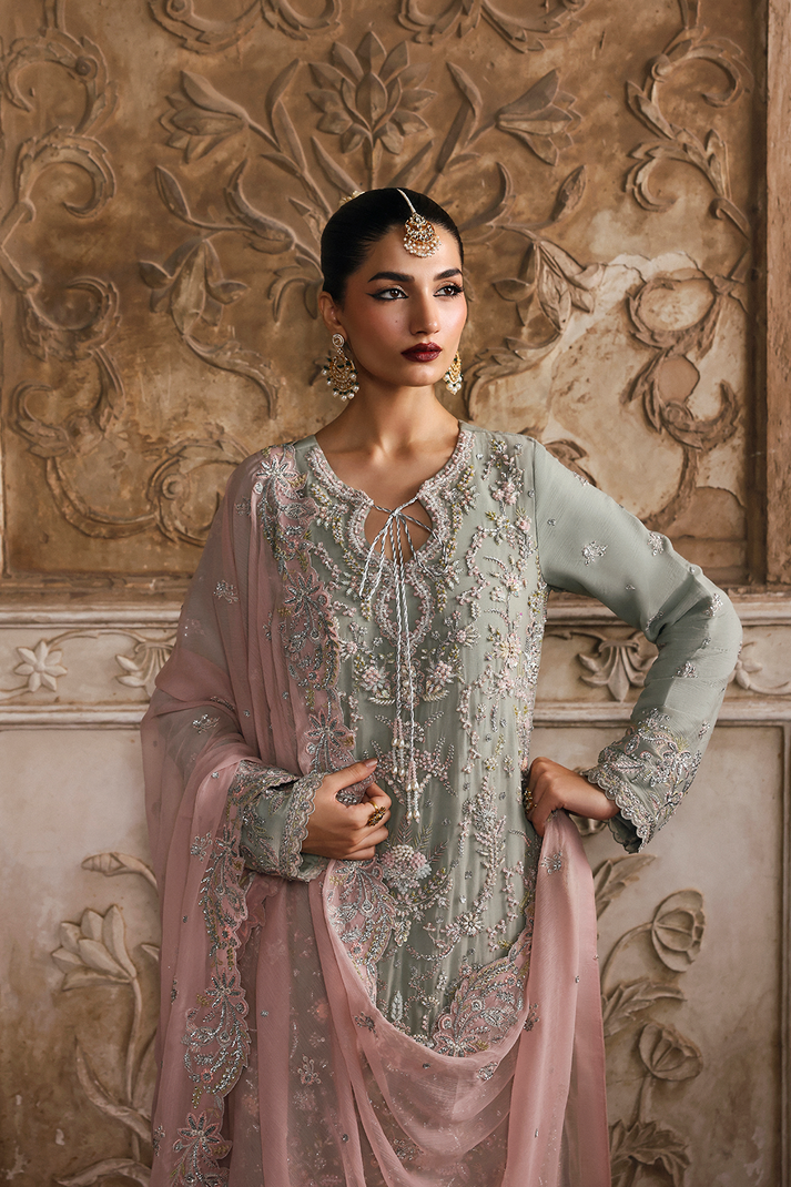 Emaan Adeel | Romansiyyah Luxury Formals | MAHPARI - House Of Hania