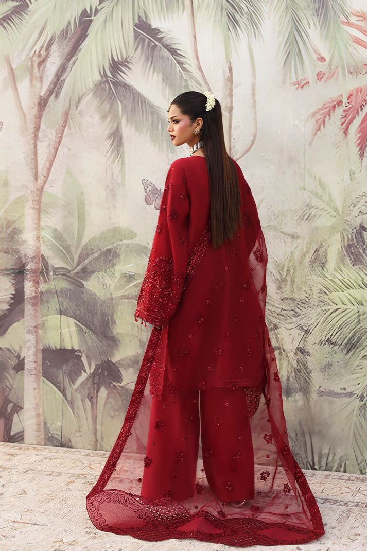 Emaan Adeel | Romansiyyah Luxury Formals |NOORMAHAL - House Of Hania