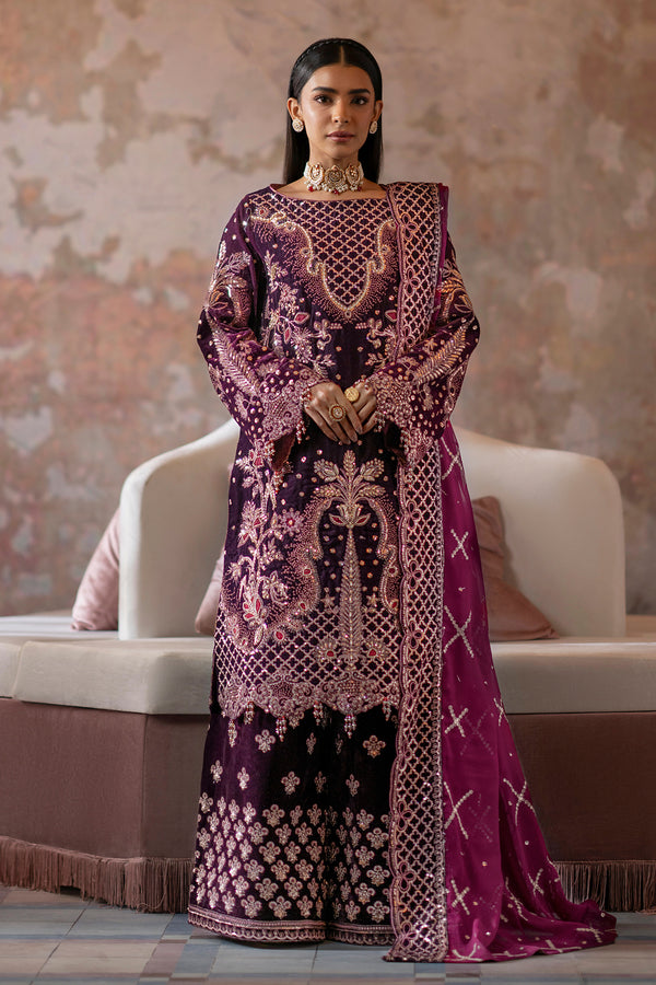 Emaan Adeel | Saanjh Velvet Collection 24 |  Anika - House Of Hania