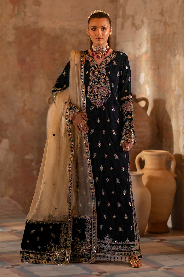 Emaan Adeel | Saanjh Velvet Collection 24 |  Ishaan - House Of Hania