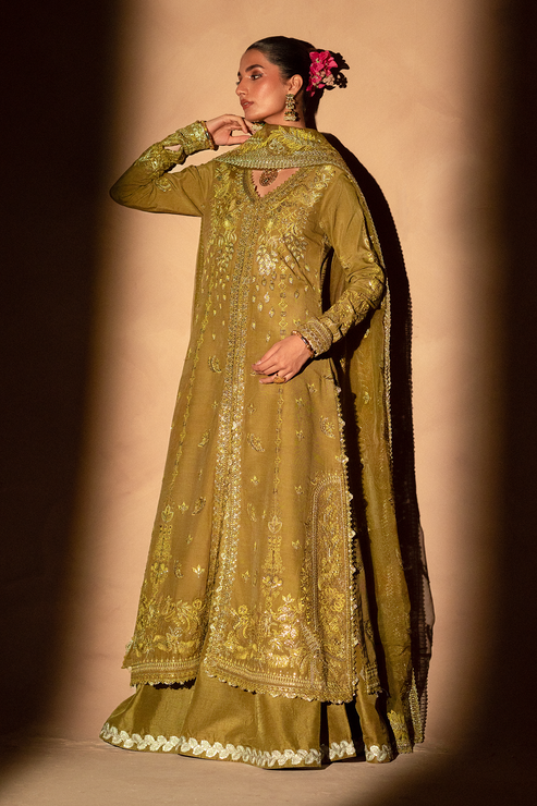Emaan Adeel | Selene Formals | AURELIA - House Of Hania