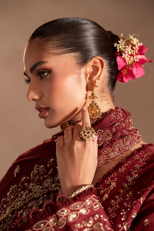 Emaan Adeel | Selene Formals | ELYRA - House Of Hania