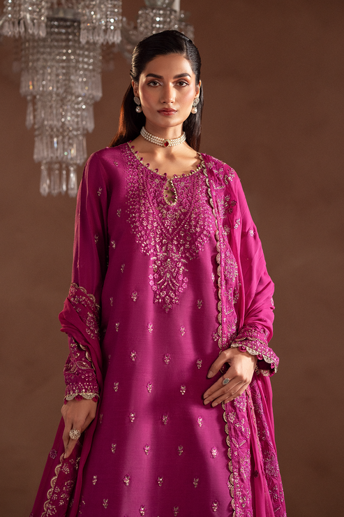 Emaan Adeel | Selene Formals | FIORA - House Of Hania