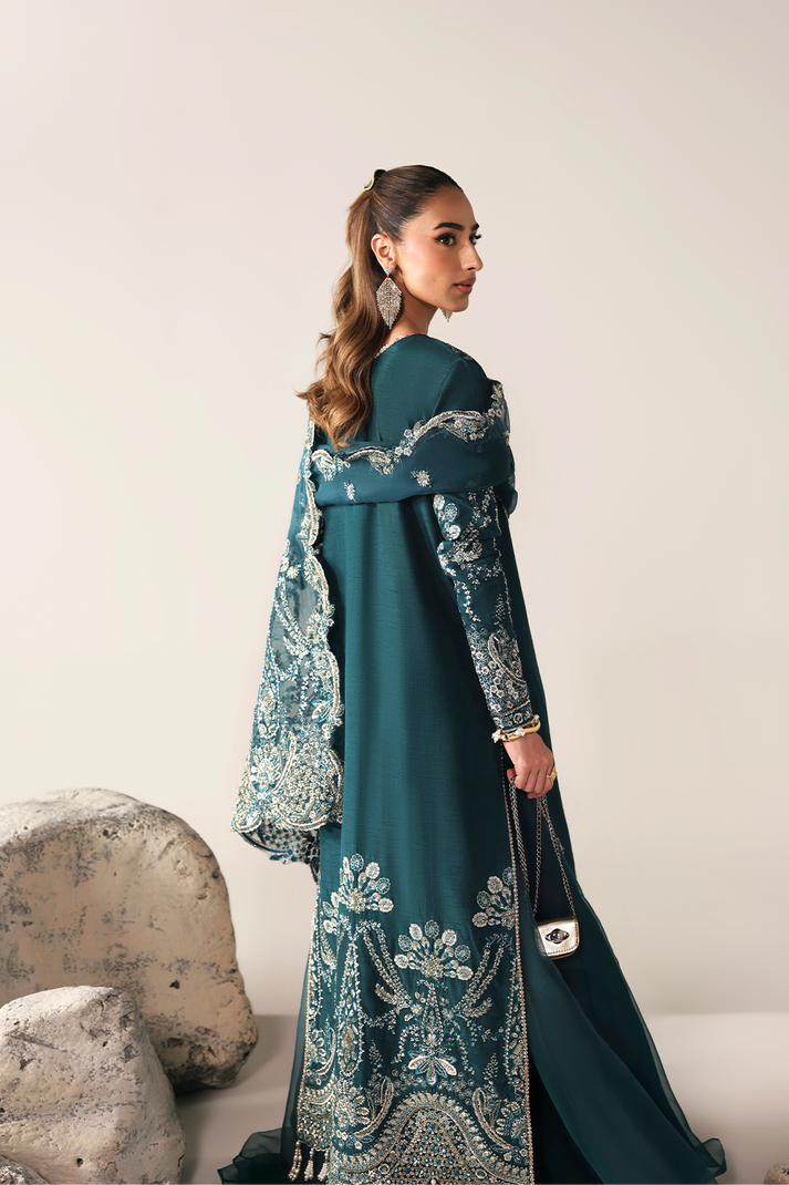 Emaan Adeel | Serein Luxe Silk | STARLIGHT SWAY - House Of Hania