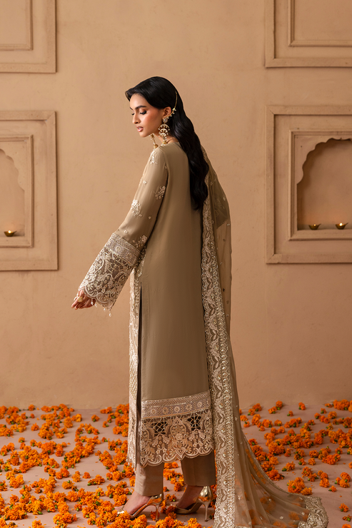 Emaan Adeel | Sheherzadi Formals 25 | ULFAT - House Of Hania