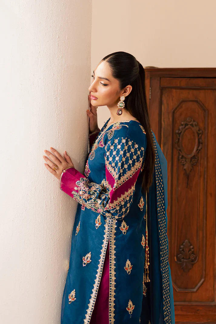 Emaan Adeel | Suave luxury formals 25 | AVOIR - House Of Hania