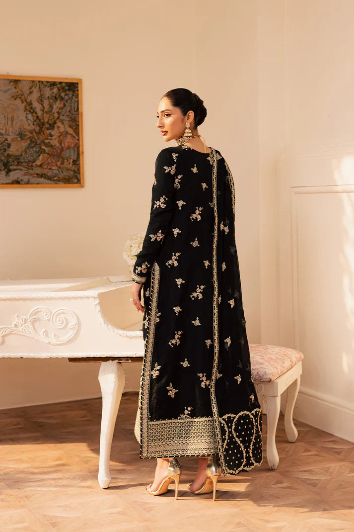 Emaan Adeel | Suave luxury formals 25 | SVARA - House Of Hania