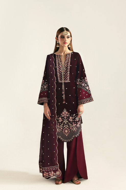 Emaan Adeel | Zarposh Velvet 25 | KANWAL - House Of Hania