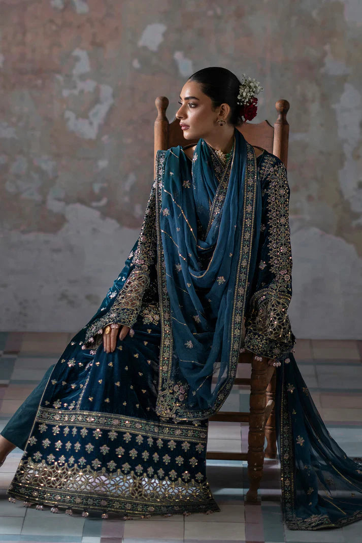 Emaan Adeel | Zarposh Velvet Collection | Meher - House Of Hania