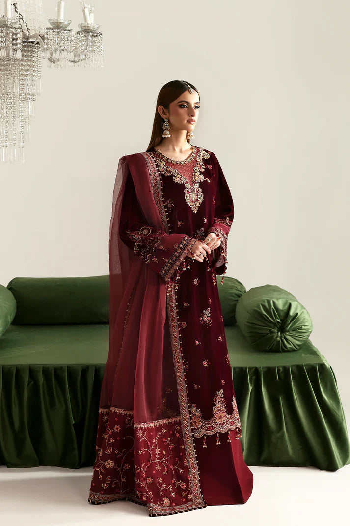 Emaan Adeel | Zarposh Velvet Collection | NADIRA - House Of Hania