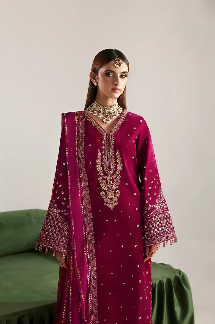 Emaan Adeel | Zarposh Velvet Collection | SHAHNAZ - House Of Hania