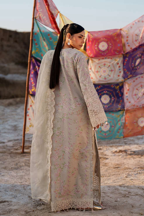 Emaan adeel | Sunlit Groove Luxury Lawn 26 | MEHVES - House Of Hania