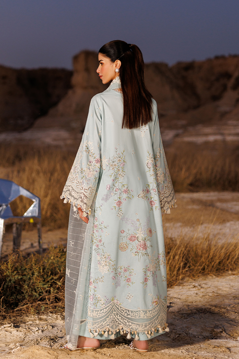 Emaan adeel | Sunlit Groove Luxury Lawn 26 | MORNING DEW - House Of Hania