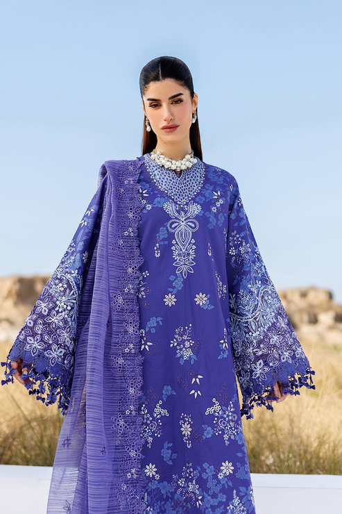 Emaan adeel | Sunlit Groove Luxury Lawn 26 | PETAL PULSE - House Of Hania