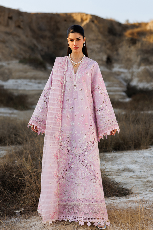 Emaan adeel | Sunlit Groove Luxury Lawn 26 | SUMMER SORBET - House Of Hania