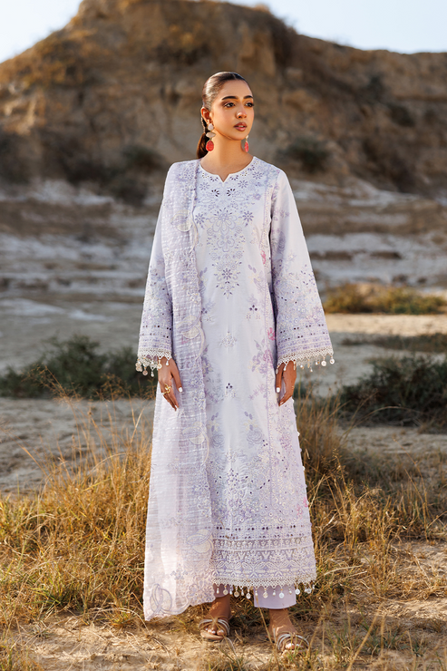 Emaan adeel | Sunlit Groove Luxury Lawn 26 | SUNLIT SWAY - House Of Hania