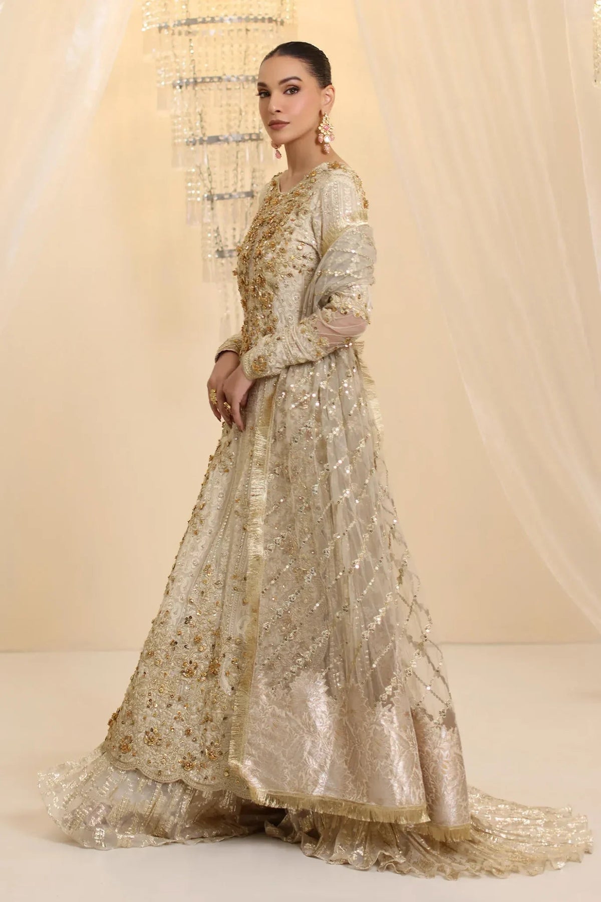 Musferah Saad | Ethereal Dream | Ivory Empress