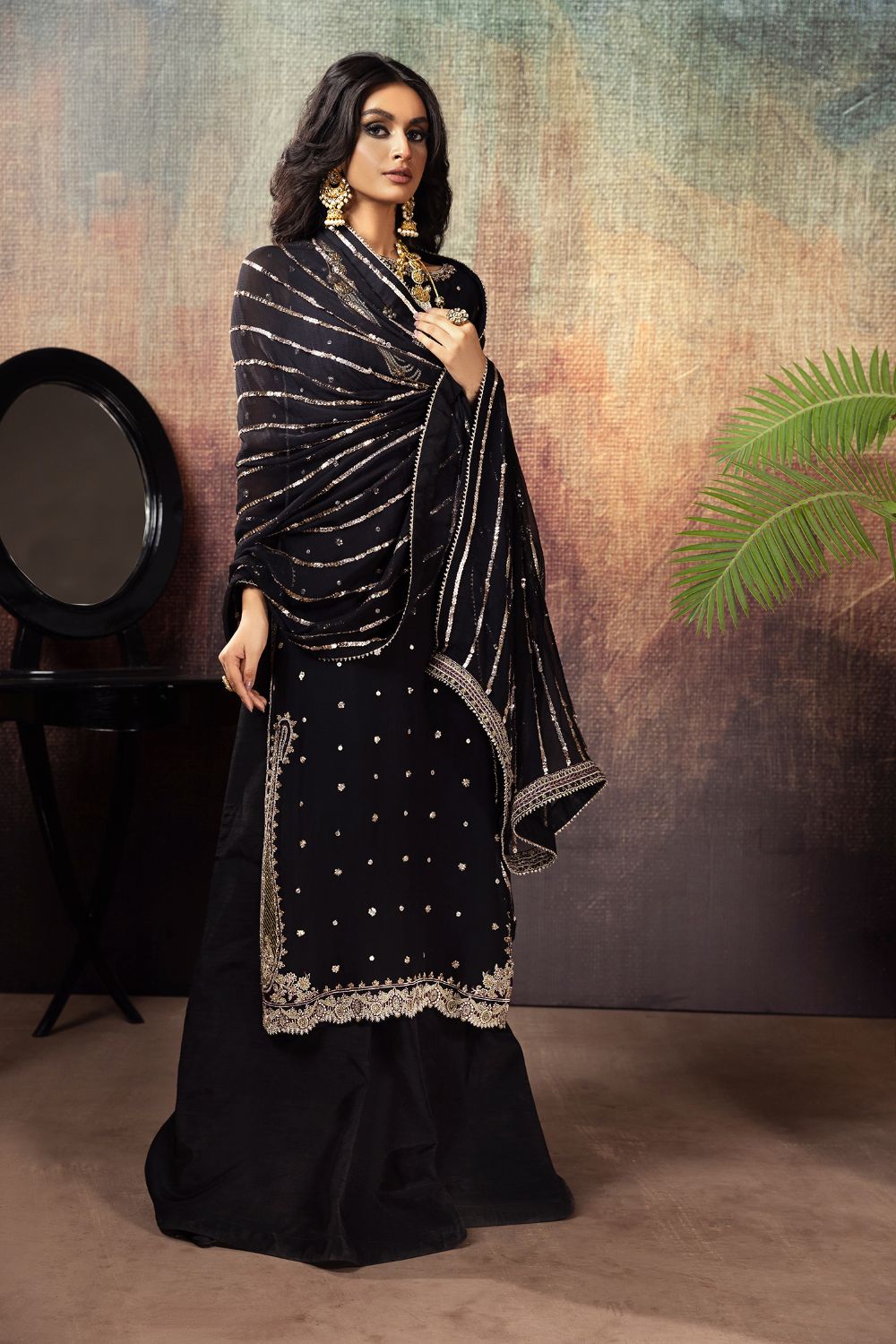 Erum Khan | Begham Jaan Bridal Formals | AABROO - House Of Hania