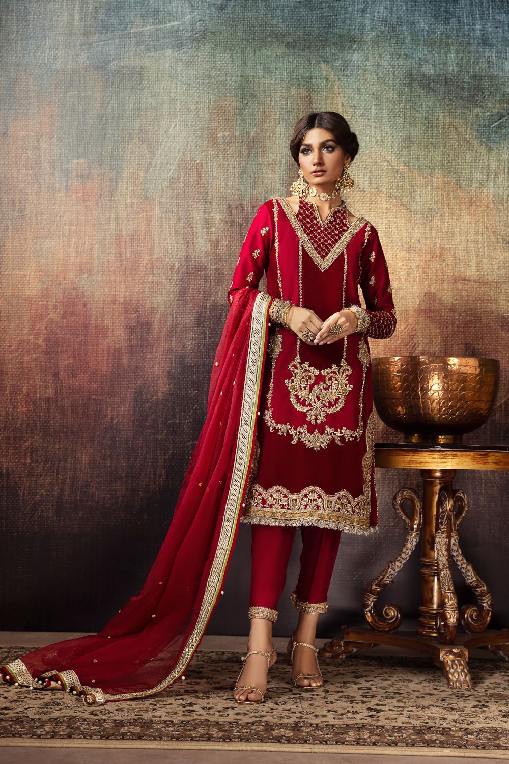 Erum Khan | Begham Jaan Bridal Formals | MALA - House Of Hania