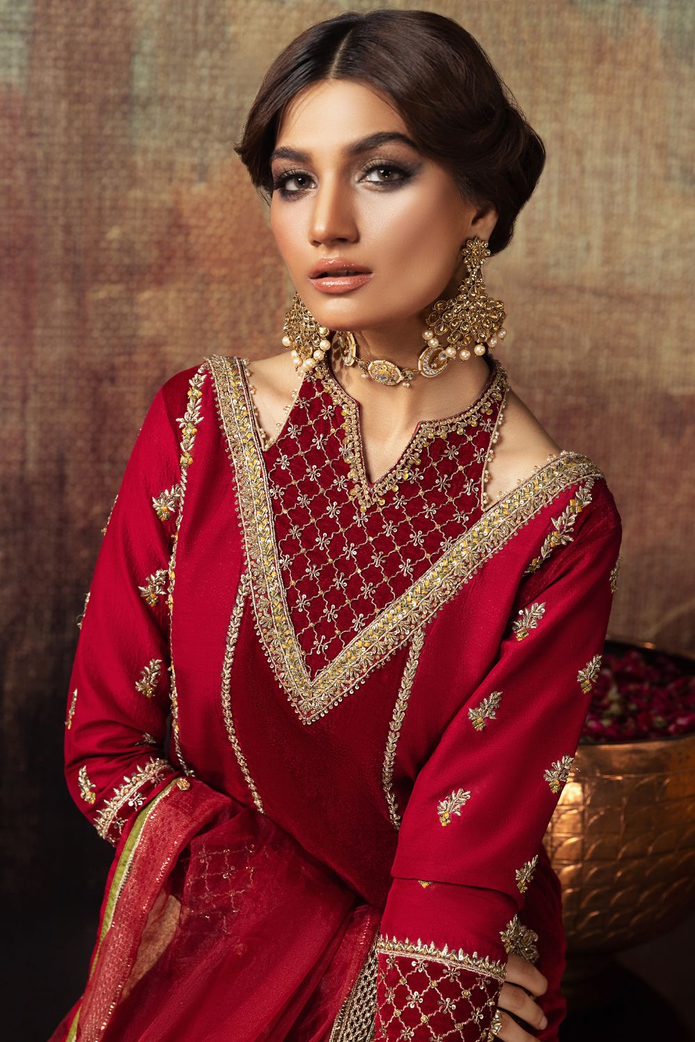 Erum Khan | Begham Jaan Bridal Formals | MALA - House Of Hania