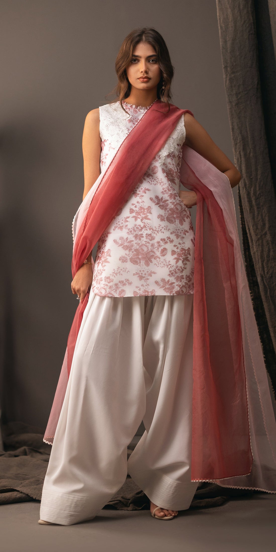 Erum Khan | Beyond Basic | FLORAL ALLURE - House Of Hania