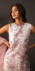Erum Khan | Beyond Basic | FLORAL ALLURE - House Of Hania