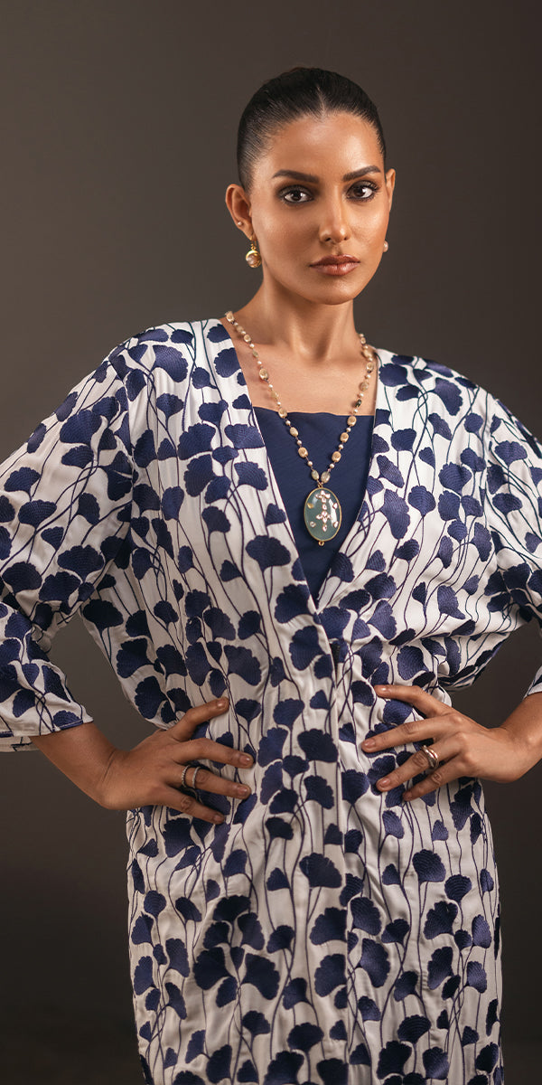 Erum Khan | Beyond Chic | Empress Elegance - House Of Hania