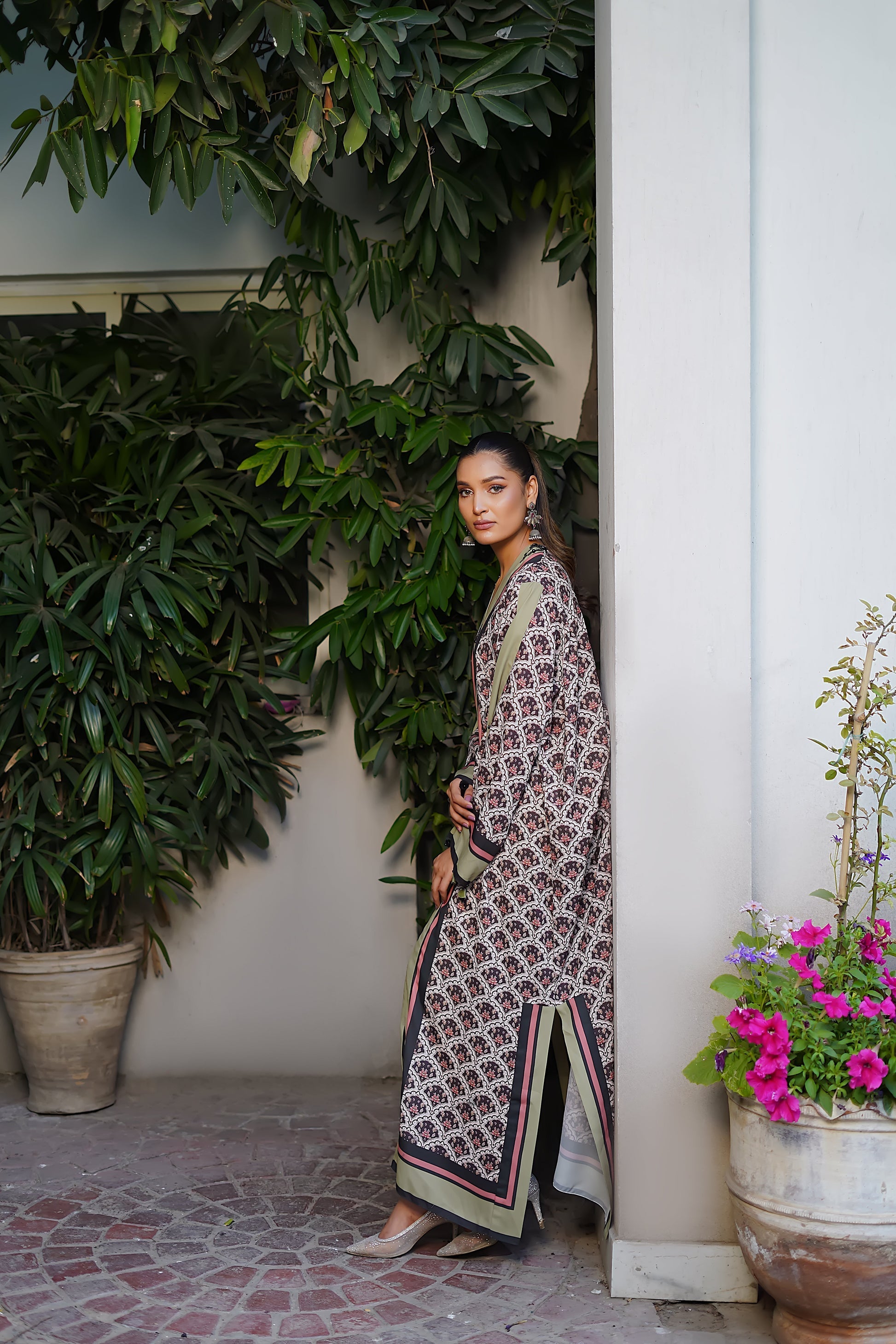 Erum Khan | Nue 25 | Mystic Charm - House Of Hania