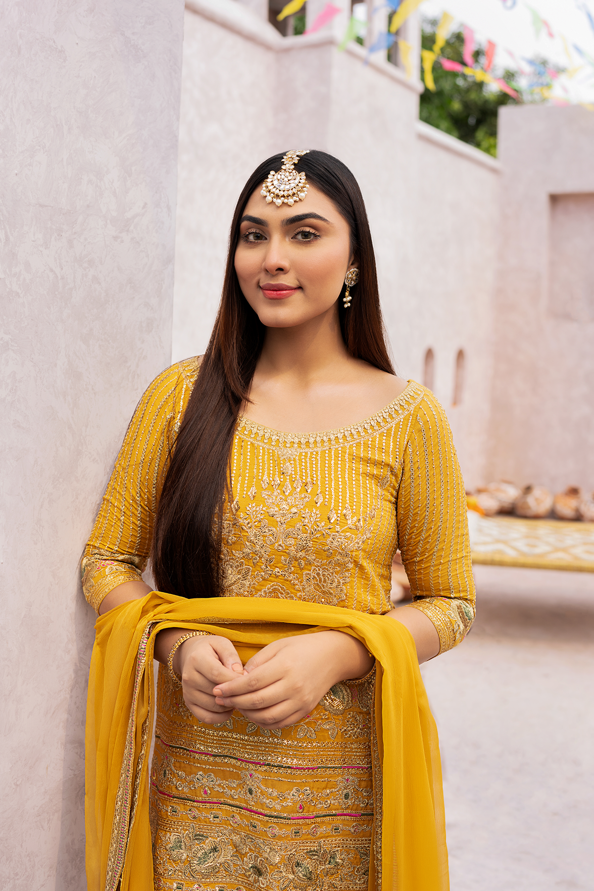 Erum Khan | Sakhiyan Formals | GENDA - House Of Hania