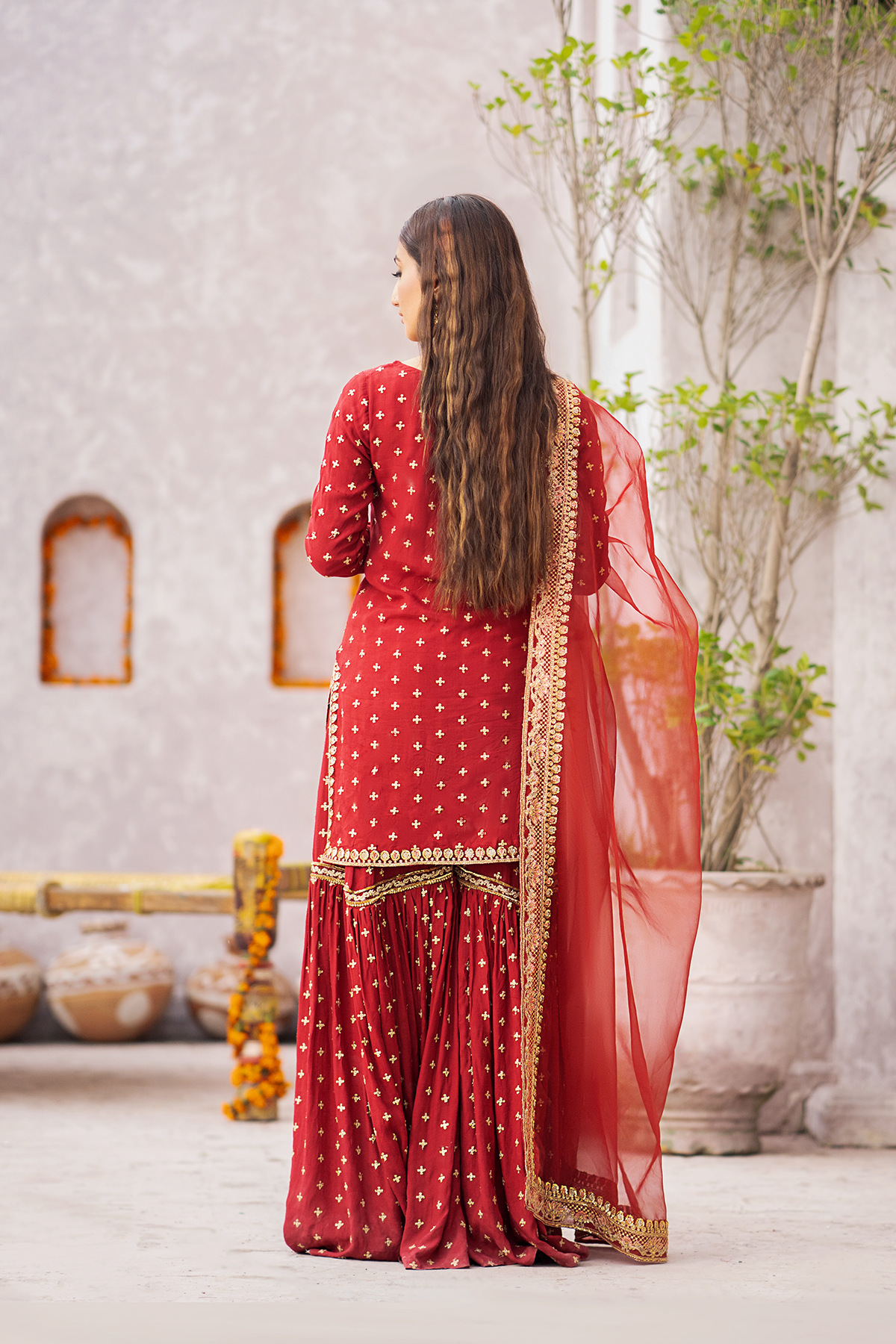 Erum Khan | Sakhiyan Formals | GULAB - House Of Hania
