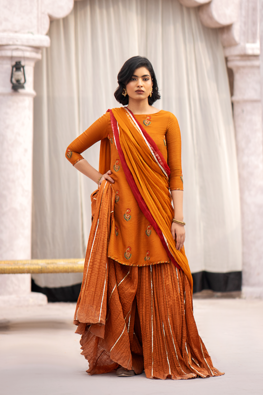 Erum Khan | Sakhiyan Formals | GULDAUDI - House Of Hania