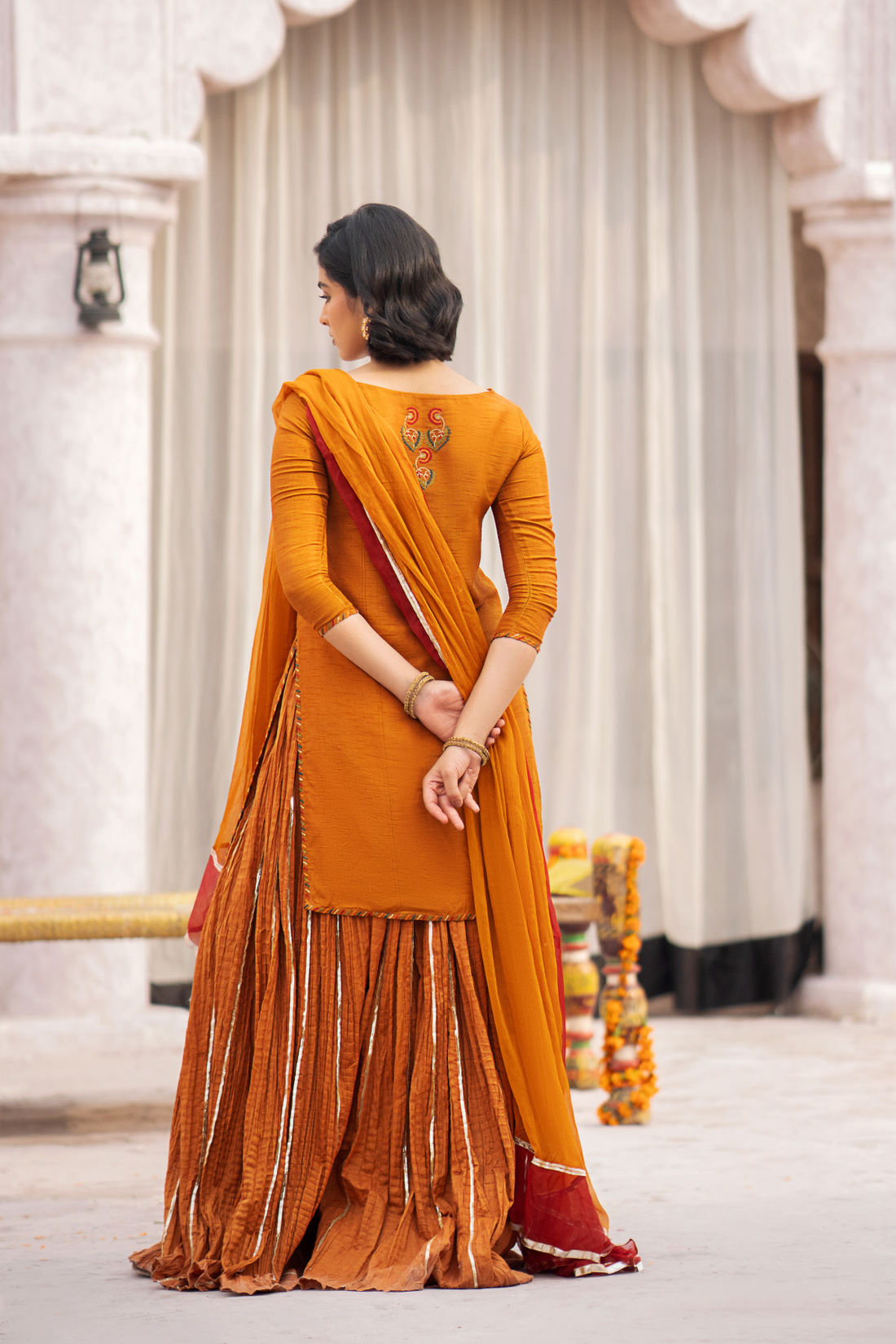Erum Khan | Sakhiyan Formals | GULDAUDI - House Of Hania