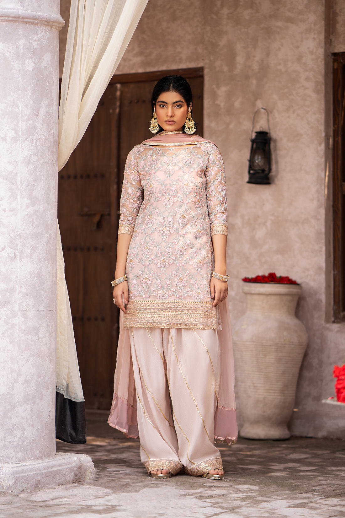 Erum Khan | Sakhiyan Formals | KAMAL - House Of Hania