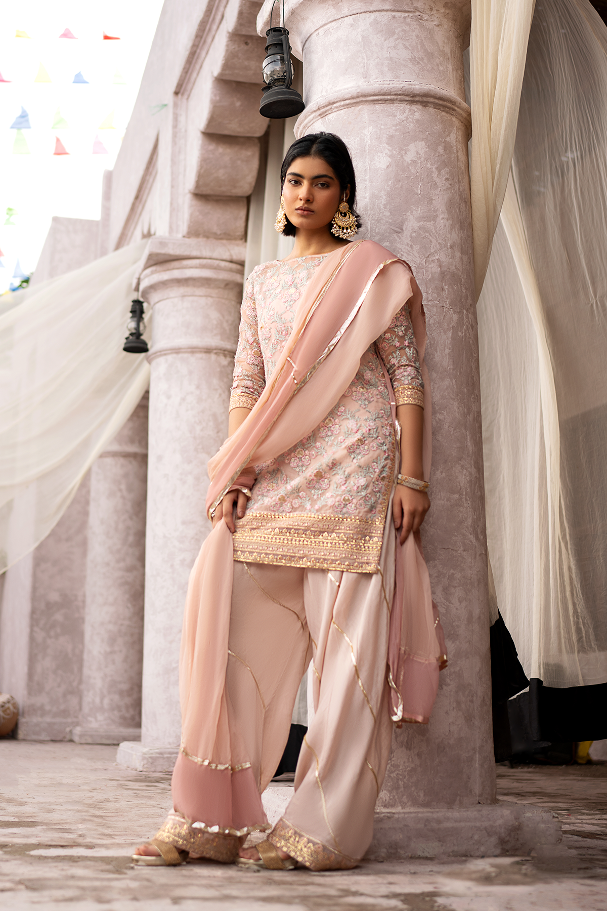 Erum Khan | Sakhiyan Formals | KAMAL - House Of Hania
