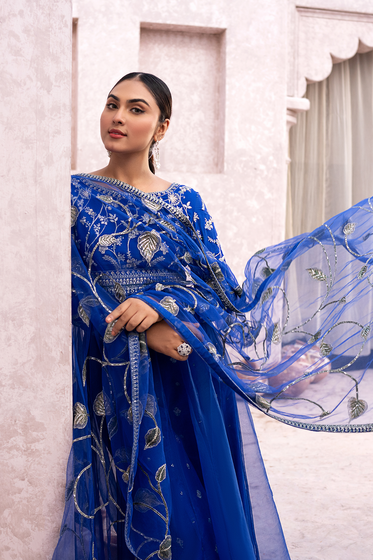 Erum Khan | Sakhiyan Formals | NARGIS - House Of Hania