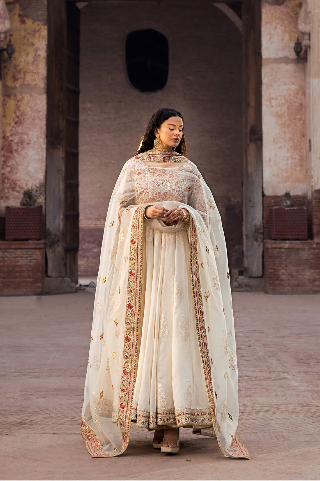 Erum Khan | Shezadian Luxe Formals | ANARKALI - House Of Hania