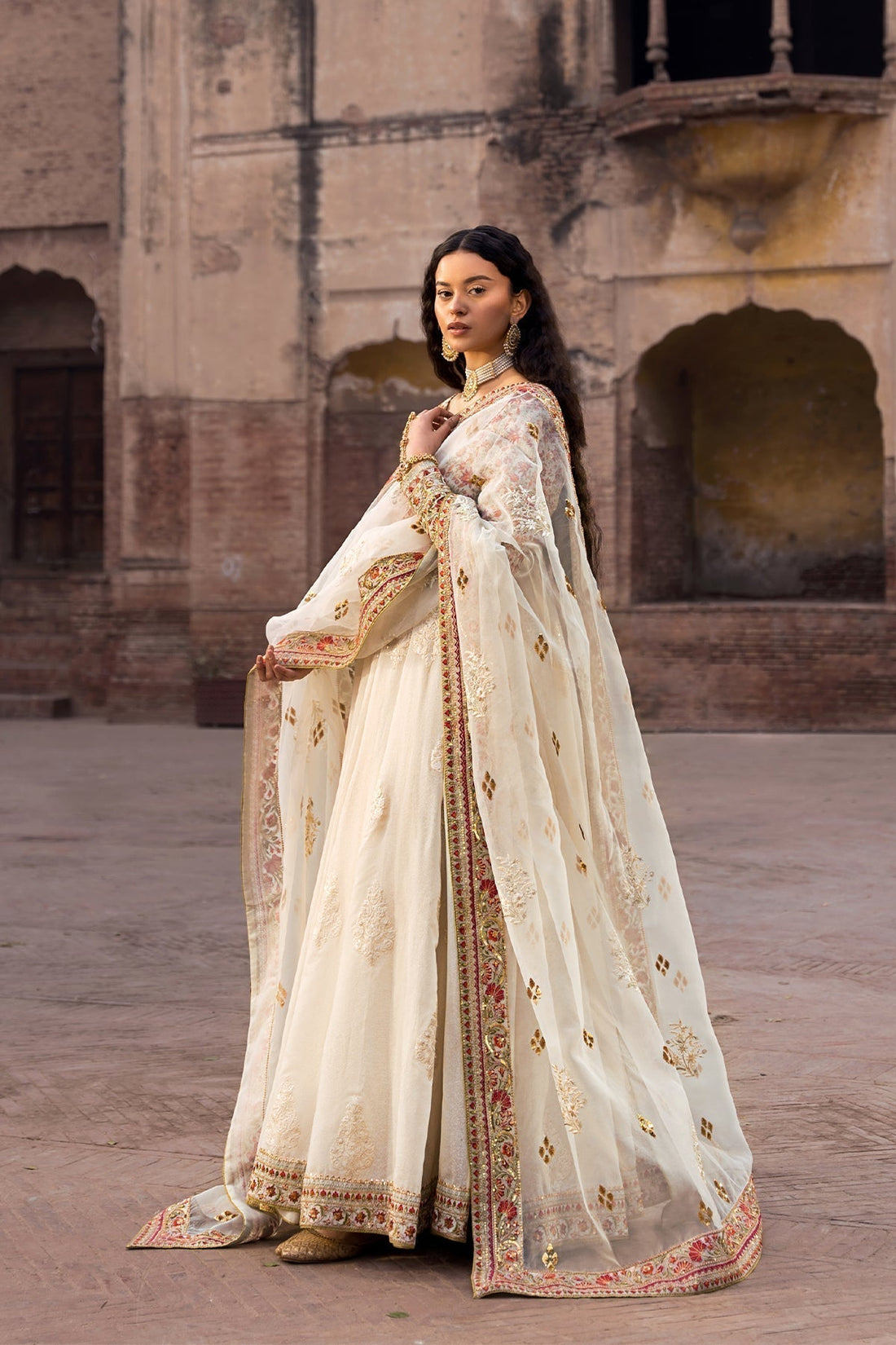 Erum Khan | Shezadian Luxe Formals | ANARKALI - House Of Hania