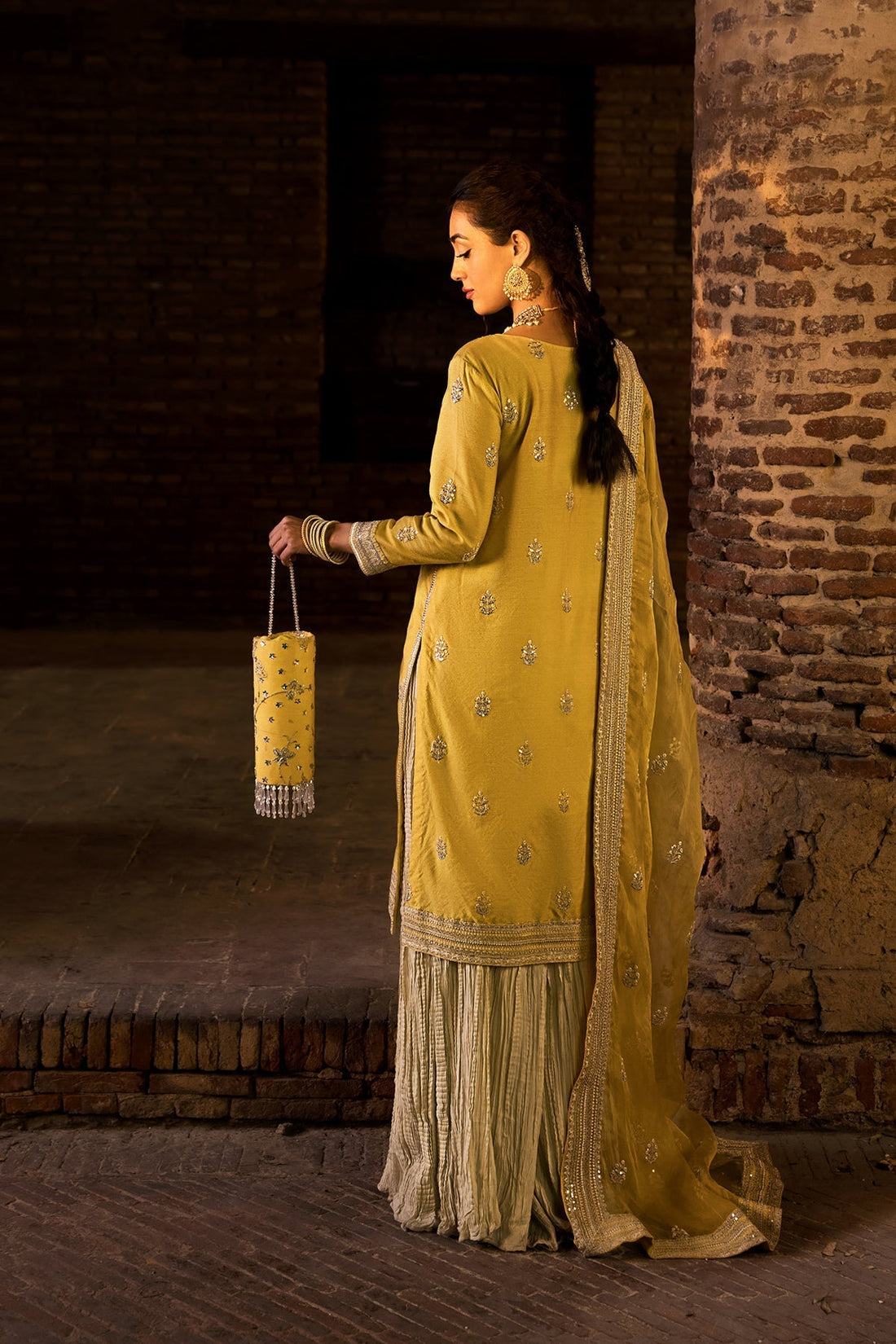 Erum Khan | Shezadian Luxe Formals | DIL ARAA - House Of Hania